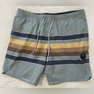 VISSLA-Fist Bump Stretch Swim Trunks size XL